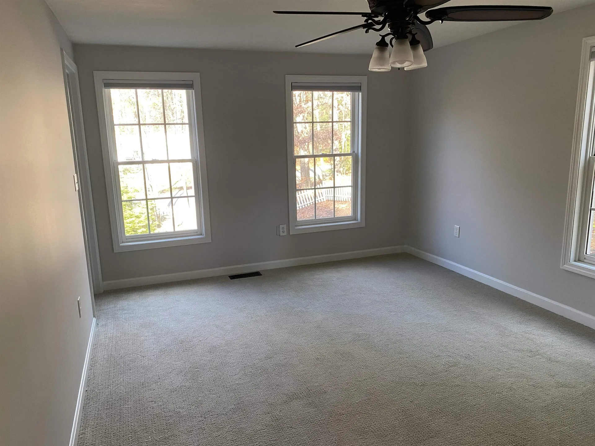 1 Hunter Drive Epping NH 03042