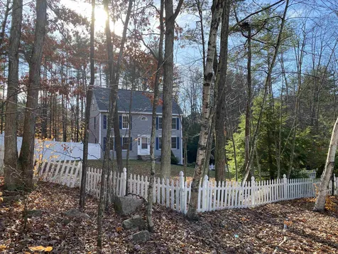 1 Hunter Drive Epping NH 03042