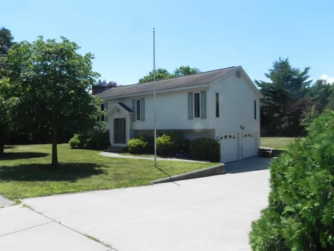 72 Ponderosa Drive Colchester VT 05446