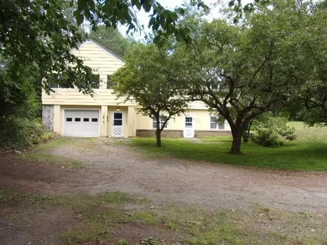1413 East West Road Dummerston VT 05301