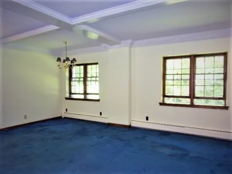 1413 East West Road Dummerston VT 05301