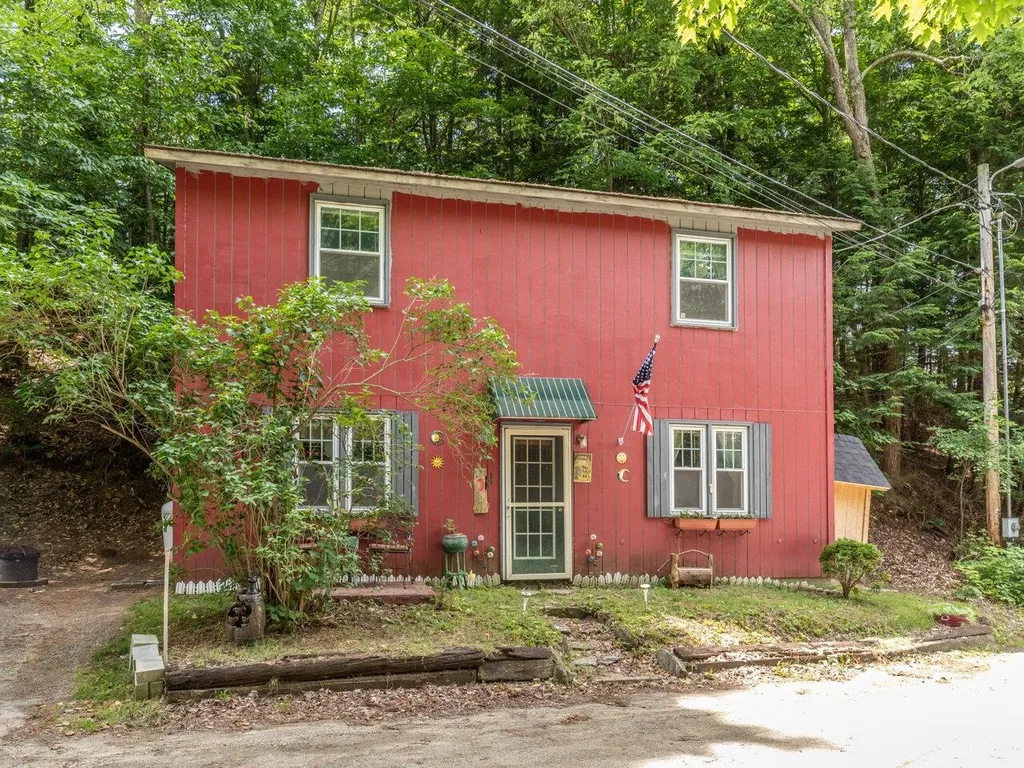 69 North River Street Morristown VT 05661