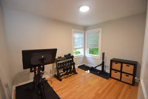83 Wilmot Street Manchester NH 03103
