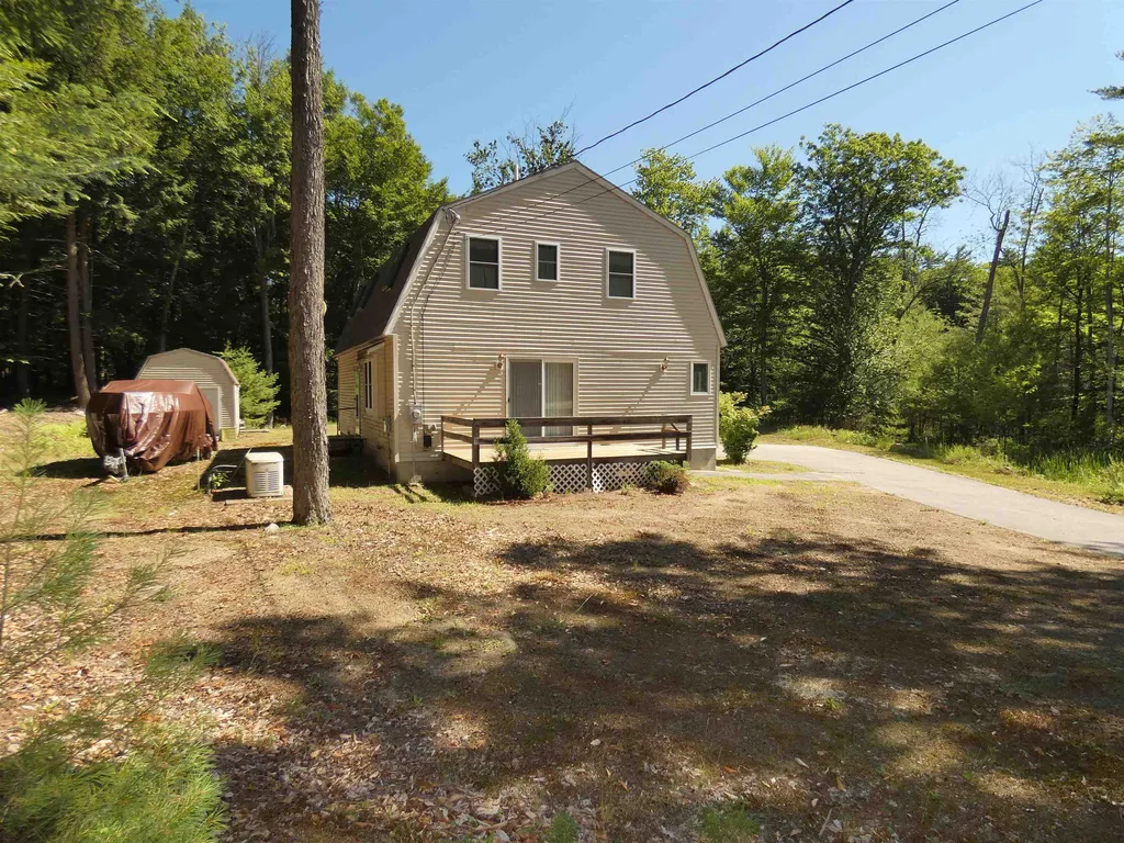 465 Long Island Road Moultonborough NH 03254