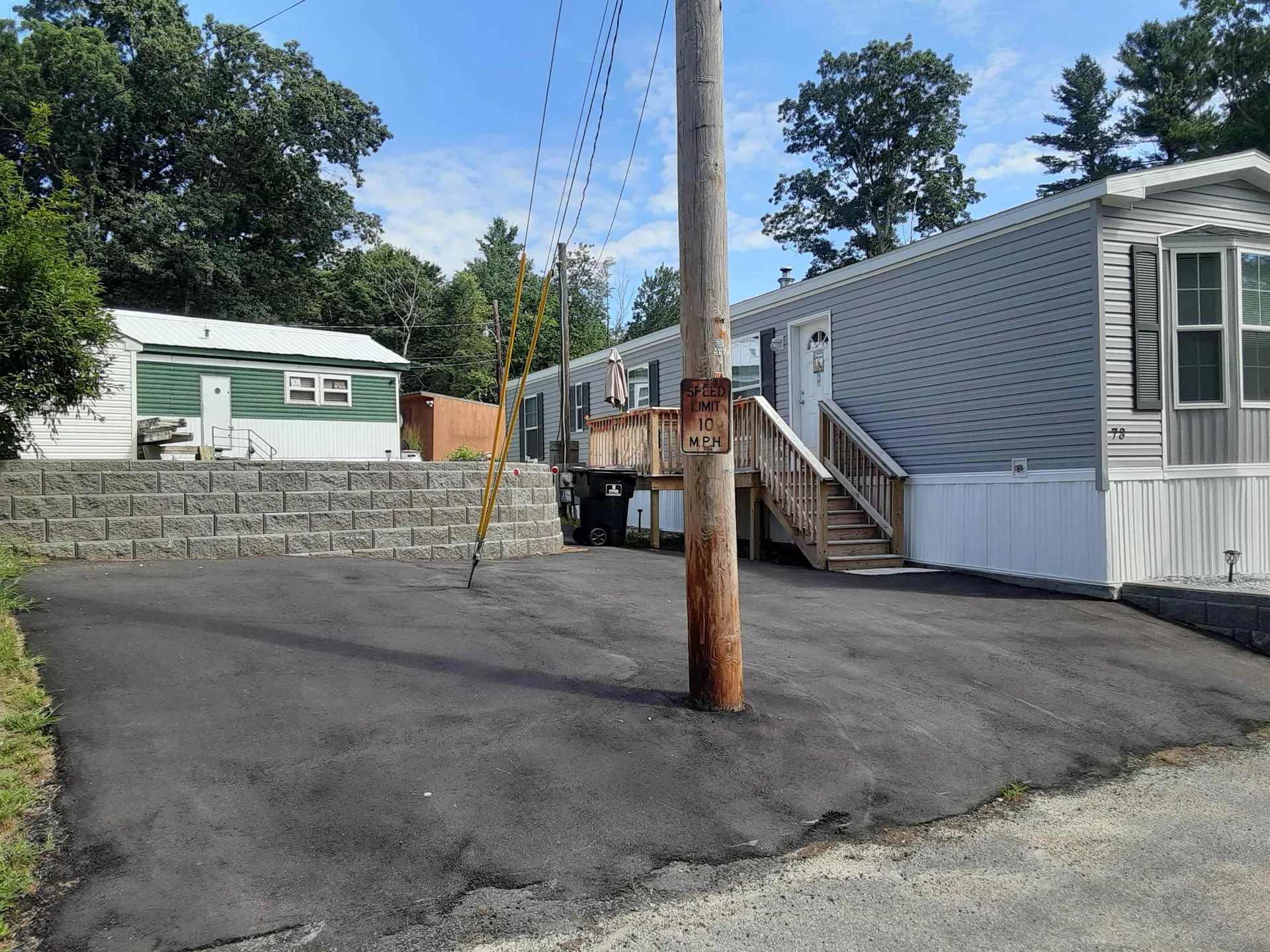 73 Mobile Drive Hudson NH 03051