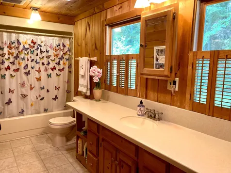 1350 Green River Road Guilford VT 05301