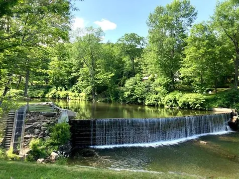 1350 Green River Road Guilford VT 05301