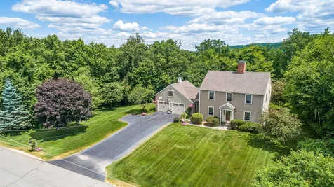 158 Carriage Road New Boston NH 03070