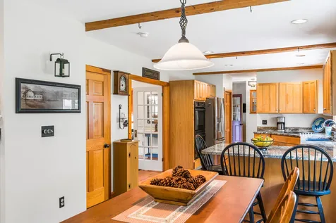 158 Carriage Road New Boston NH 03070