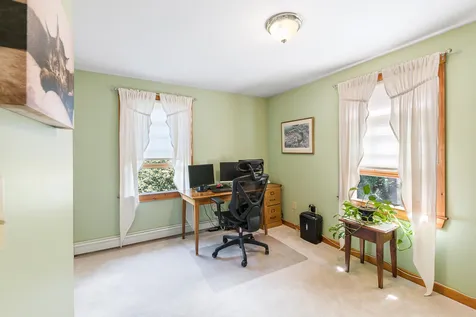 158 Carriage Road New Boston NH 03070