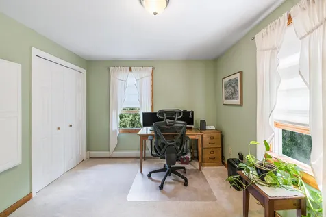 158 Carriage Road New Boston NH 03070