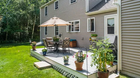 158 Carriage Road New Boston NH 03070