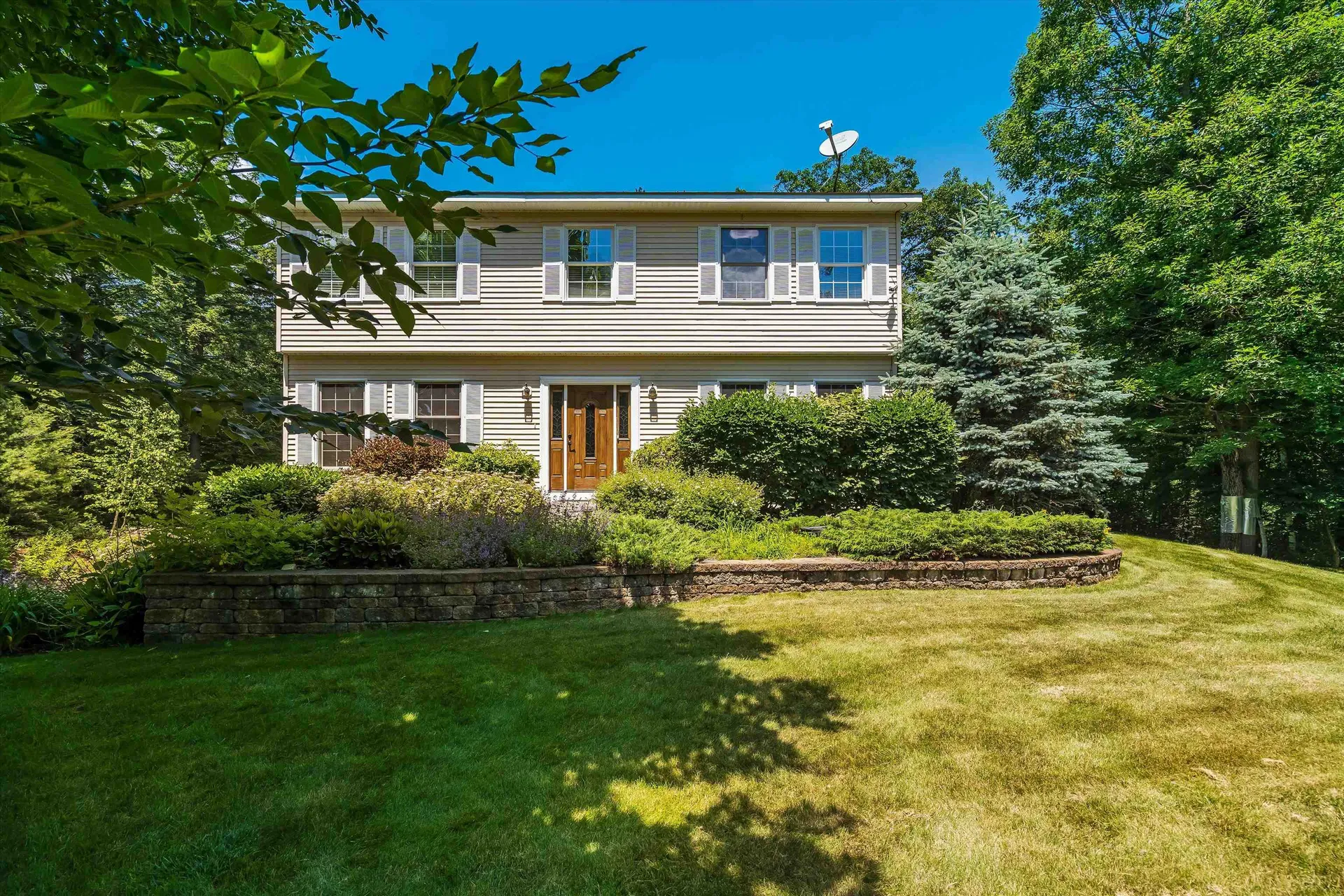 34 Call Road Webster NH 03303