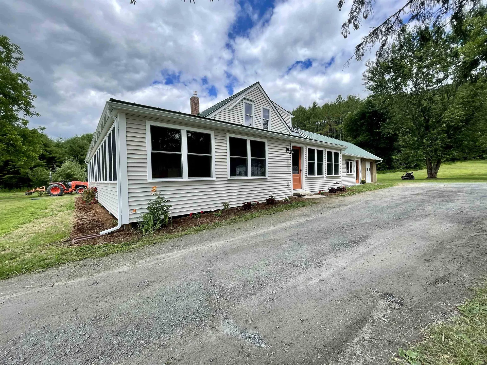 954 Nh Route 10 Orford NH 03777