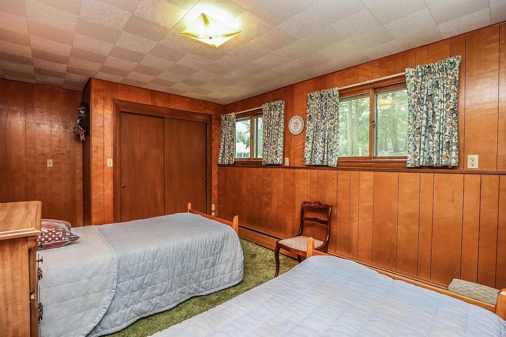 31 Prescott Heights Road Hooksett NH 03106