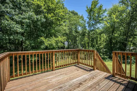 31 Prescott Heights Road Hooksett NH 03106