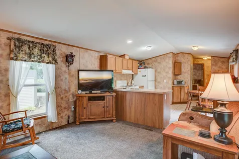 32 Acorn Lane Tamworth NH 03886