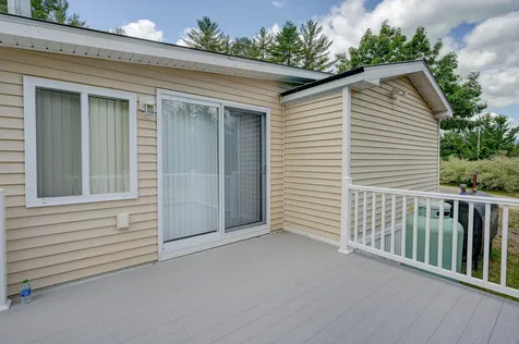 32 Acorn Lane Tamworth NH 03886