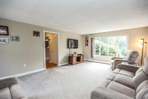 29 Garden Drive Litchfield NH 03052