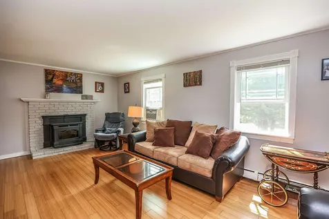 29 Garden Drive Litchfield NH 03052