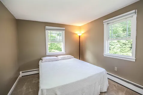 29 Garden Drive Litchfield NH 03052