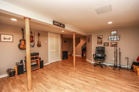 29 Garden Drive Litchfield NH 03052