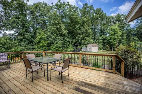 29 Garden Drive Litchfield NH 03052