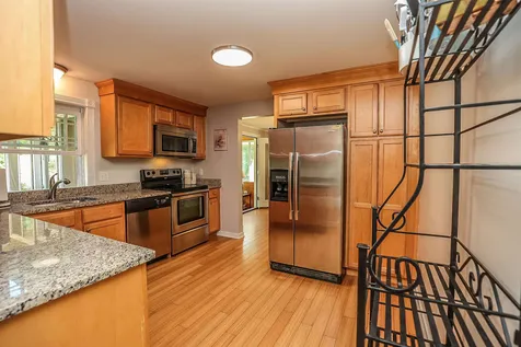 29 Garden Drive Litchfield NH 03052