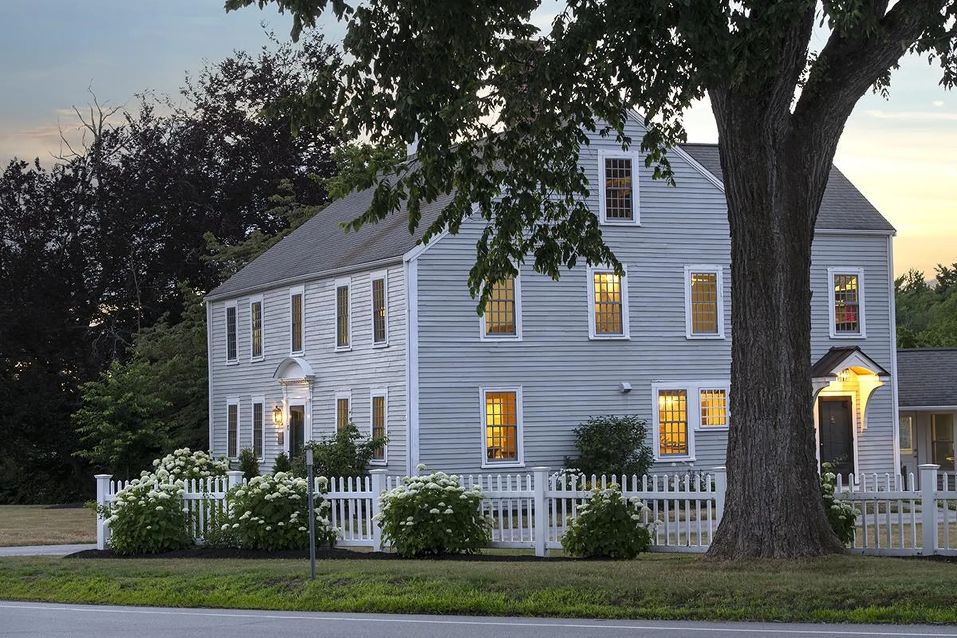 13 Exeter Road Hampton Falls NH 03844