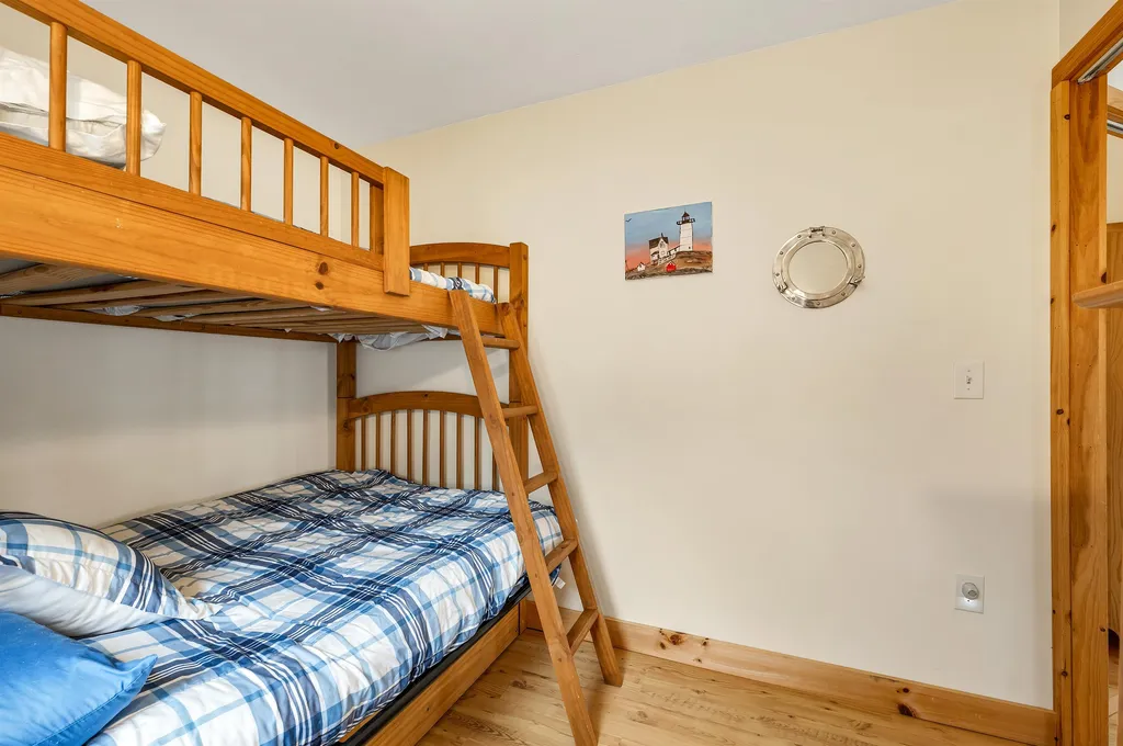 55 Lakeside Road Bristol NH 03222