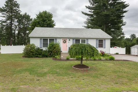 60 Stillwater Circle Rochester NH 03839