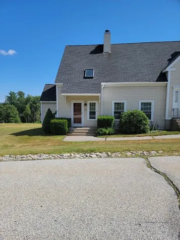 33b Apple Tree Drive Goffstown NH 03045