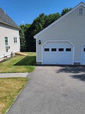 33b Apple Tree Drive Goffstown NH 03045