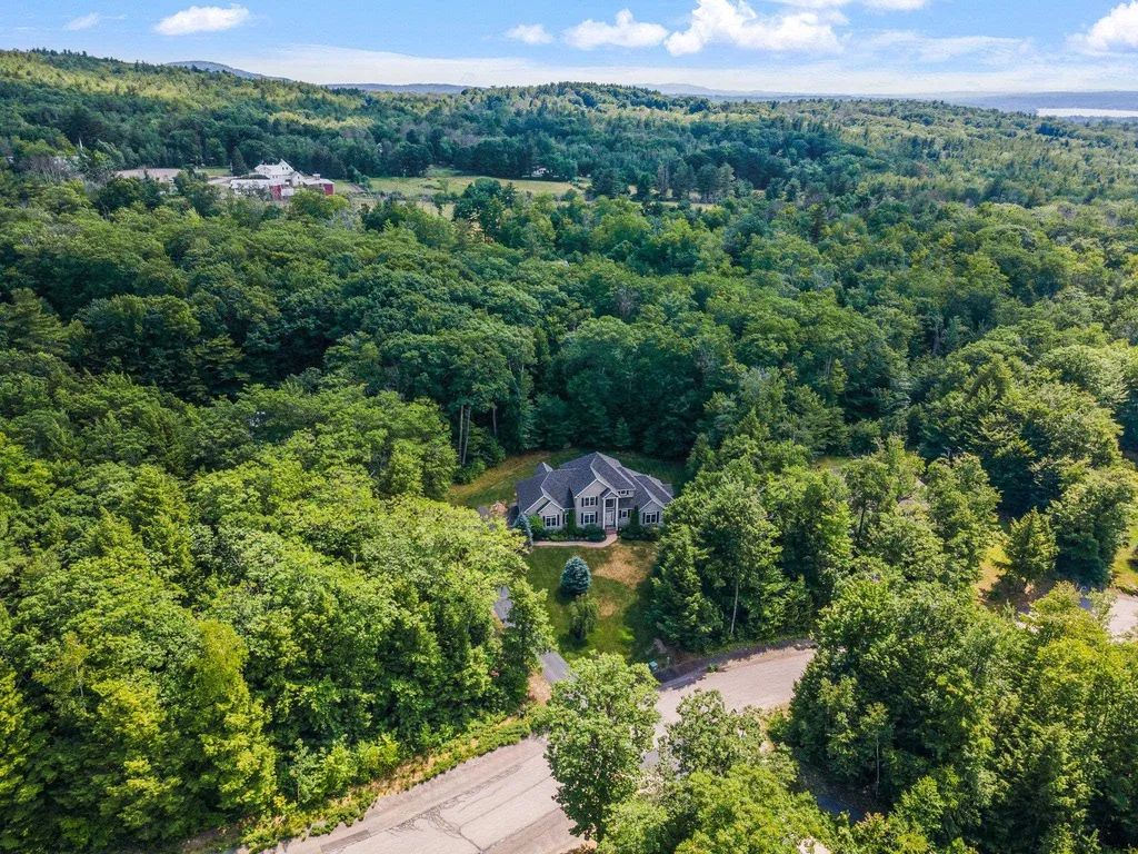 44 Farm View Lane Gilford NH 03249