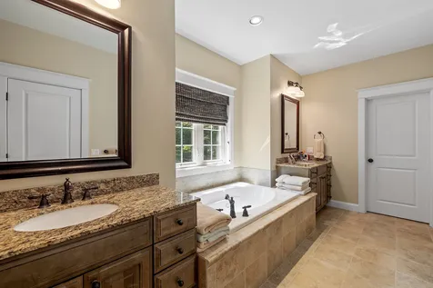 44 Farm View Lane Gilford NH 03249