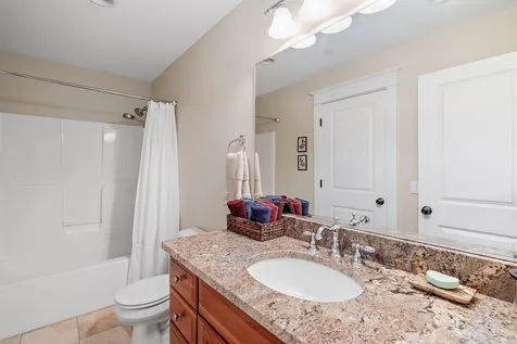 44 Farm View Lane Gilford NH 03249