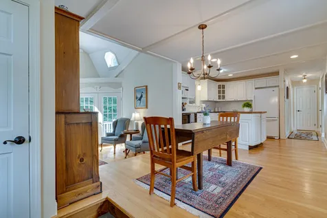 9 Wedgewood Road Dover NH 03820