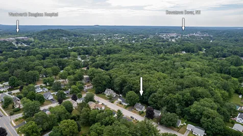 9 Wedgewood Road Dover NH 03820