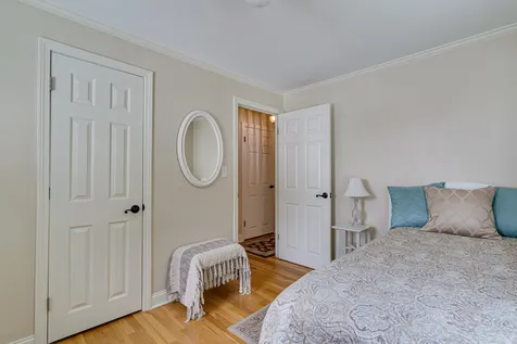 9 Wedgewood Road Dover NH 03820