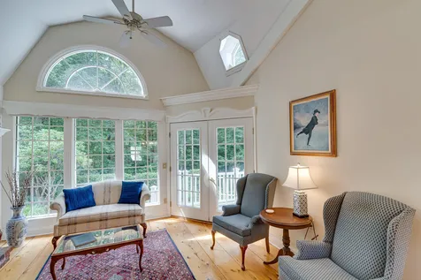 9 Wedgewood Road Dover NH 03820