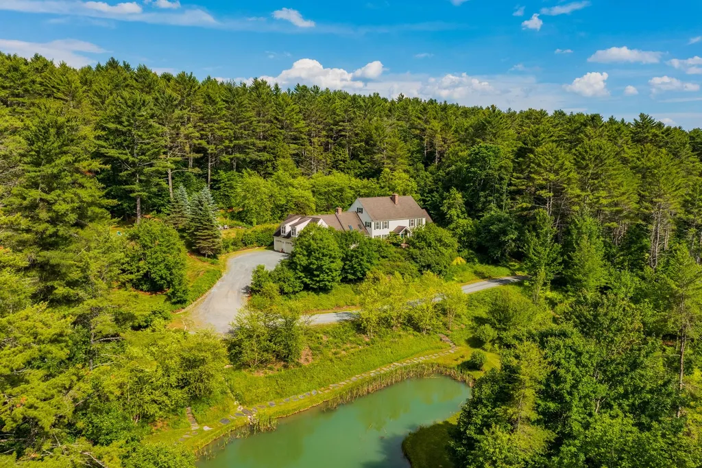196 Douglas Road Norwich VT 05055
