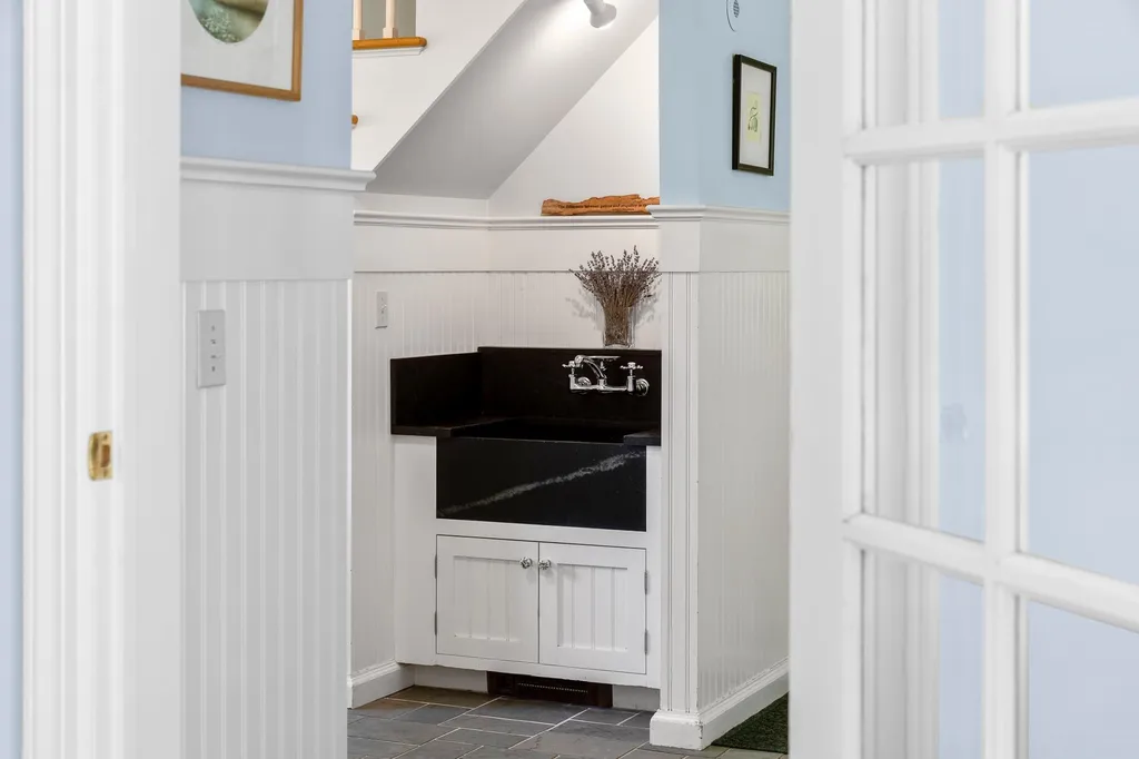 196 Douglas Road Norwich VT 05055