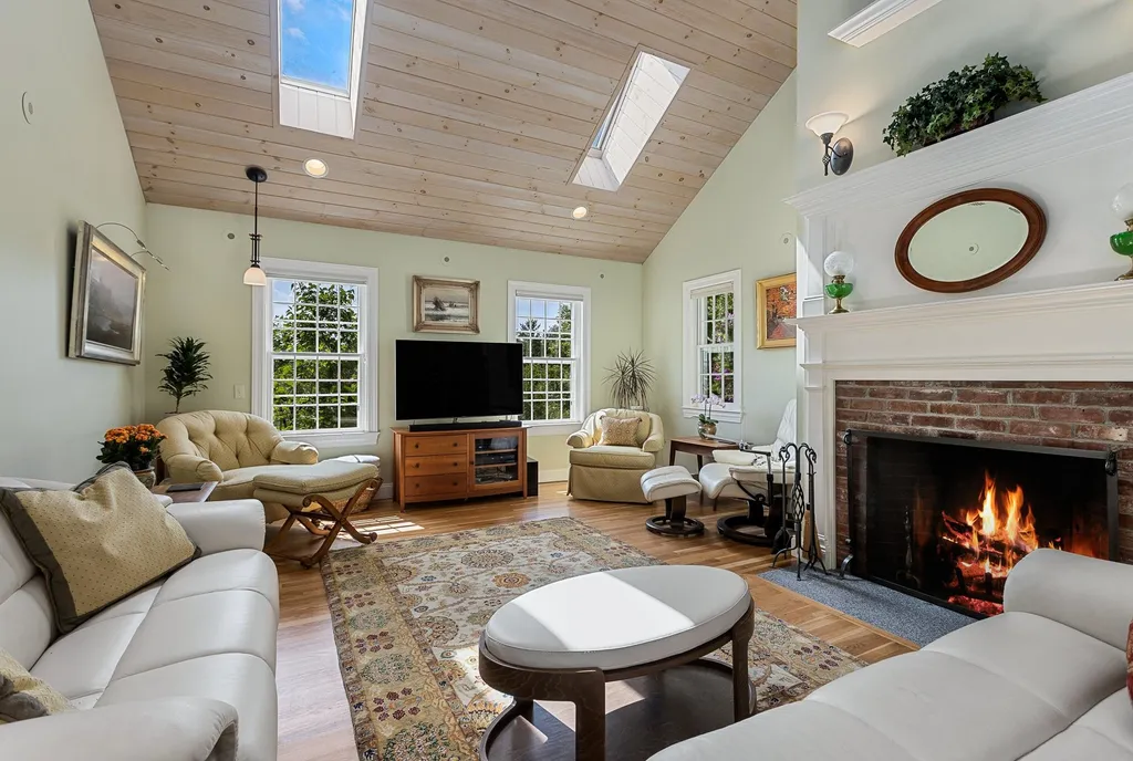 196 Douglas Road Norwich VT 05055