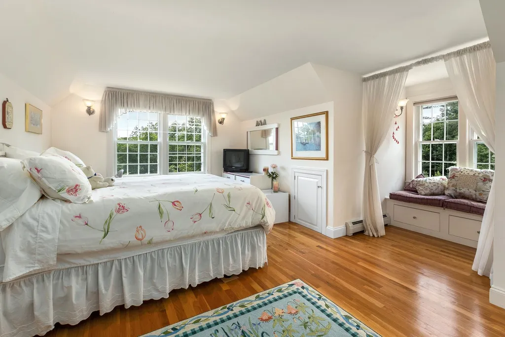196 Douglas Road Norwich VT 05055