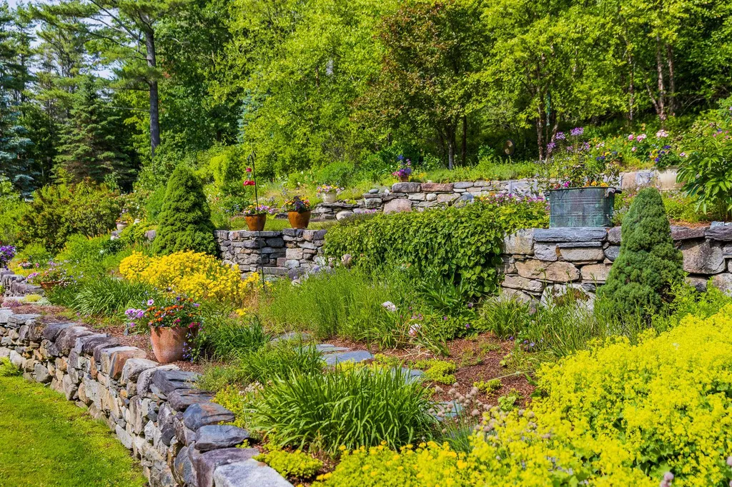 196 Douglas Road Norwich VT 05055