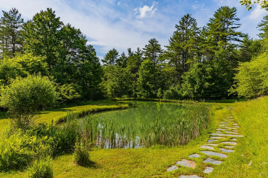 196 Douglas Road Norwich VT 05055