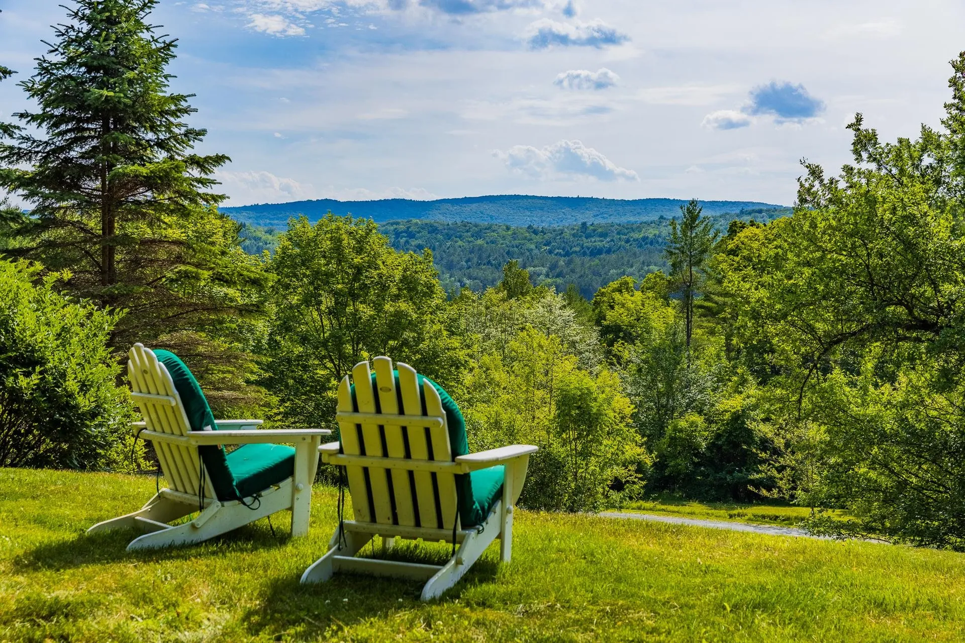 196 Douglas Road Norwich VT 05055