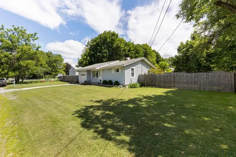 4 Jill Road Salem NH 03079