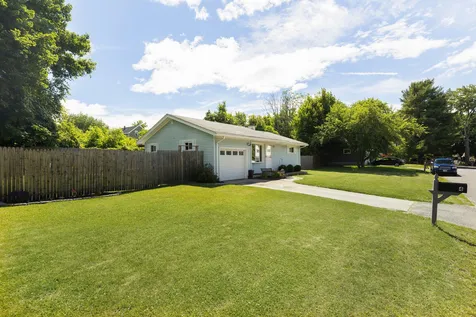 4 Jill Road Salem NH 03079