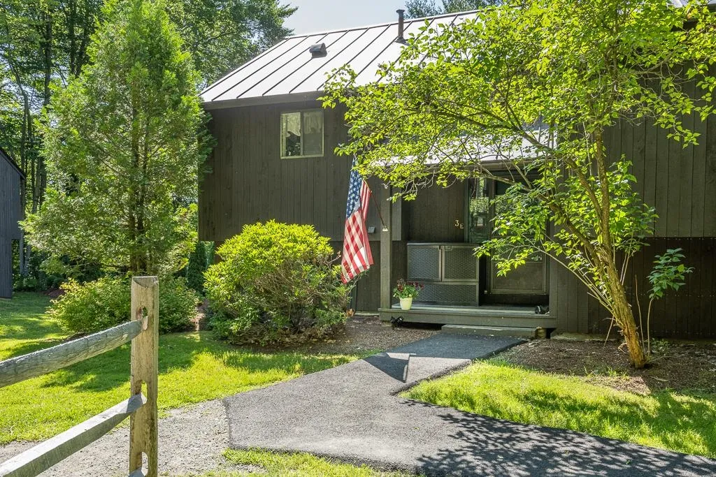1299 Quechee Main Street Hartford VT 05059